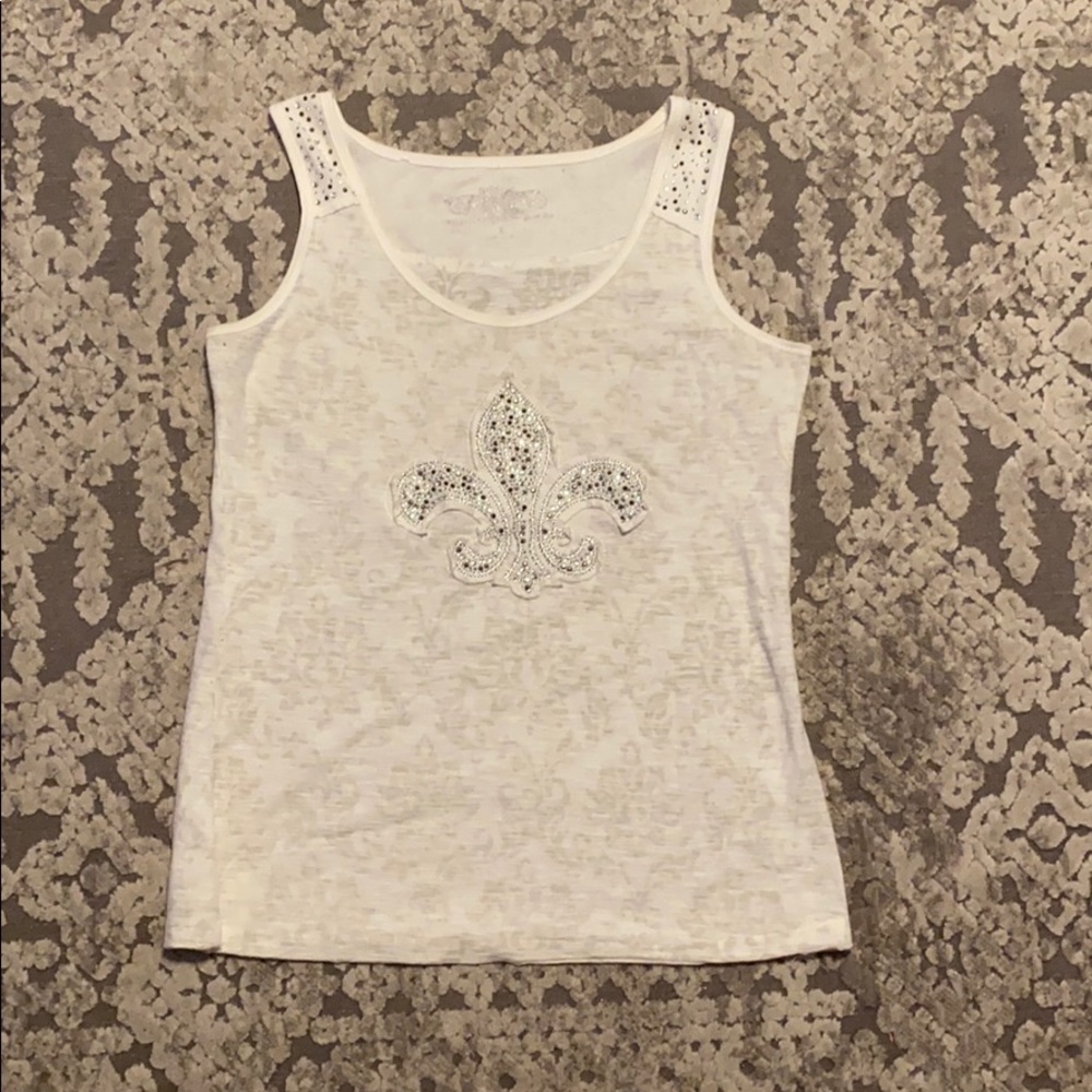 White tank top with cute jewels